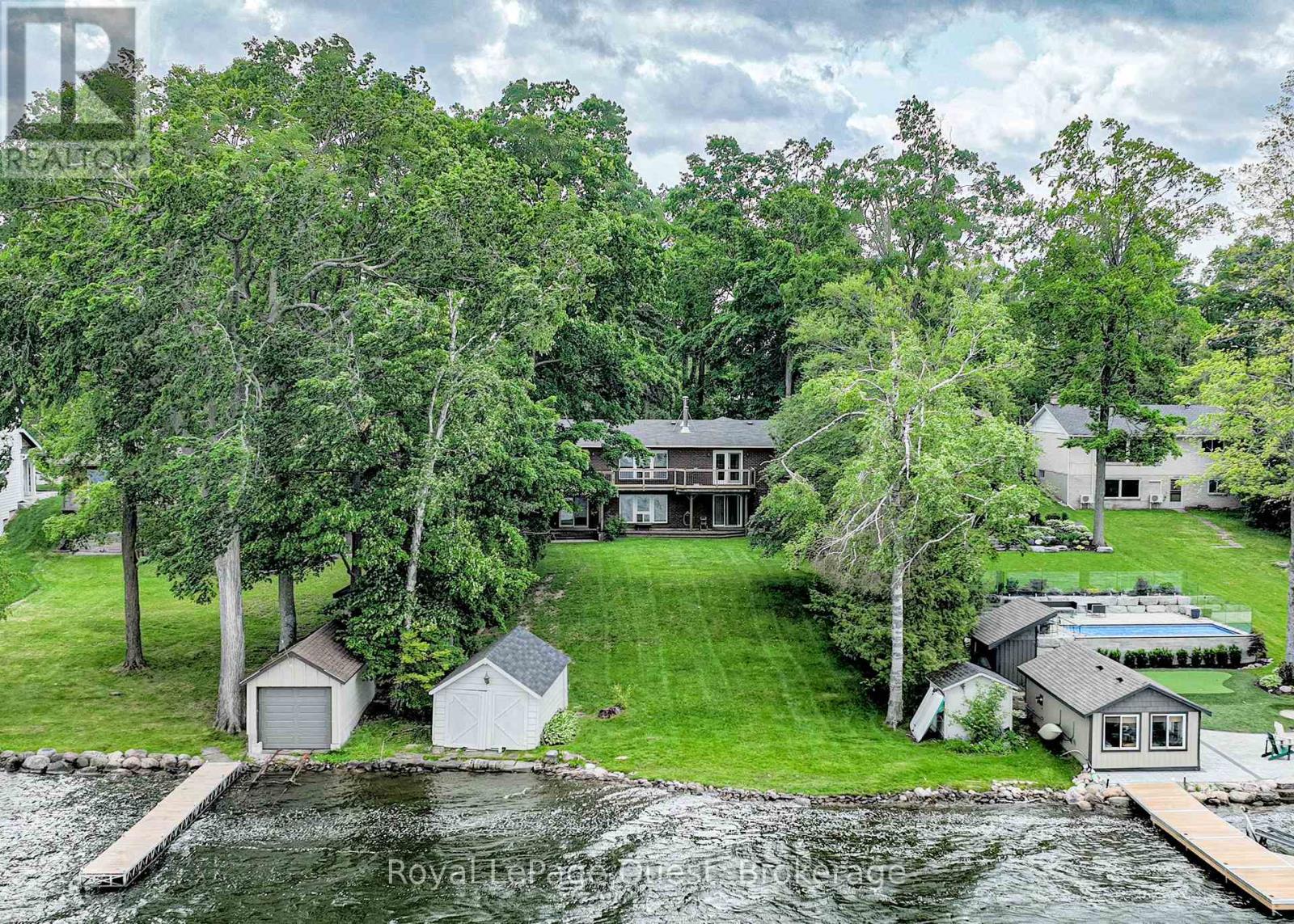 27 HEYDEN AVENUE - 49