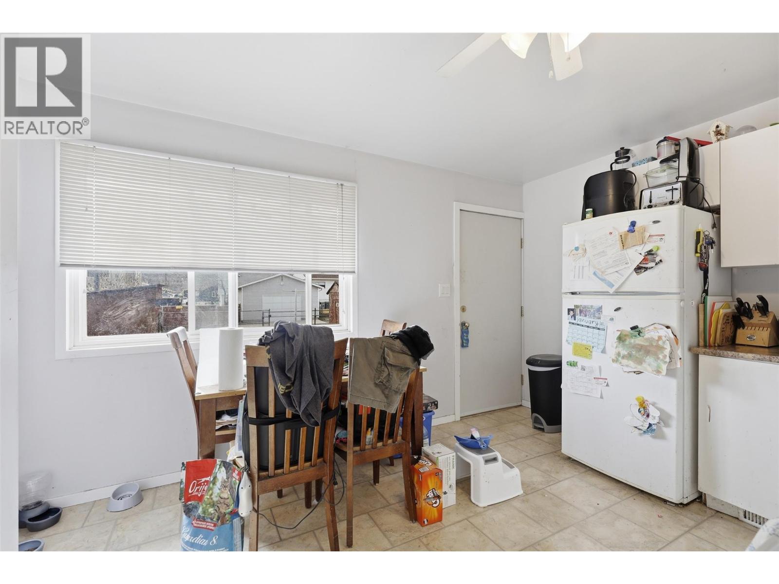 421/423 ALEXANDER AVENUE - 40