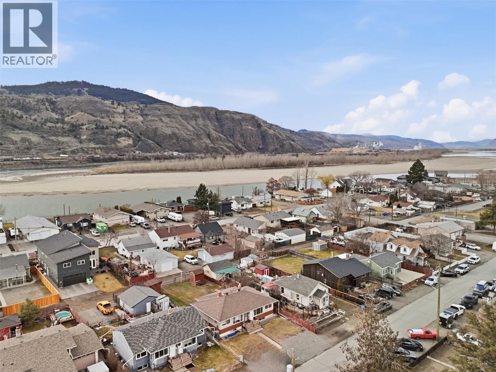 421/423 ALEXANDER AVENUE - 29