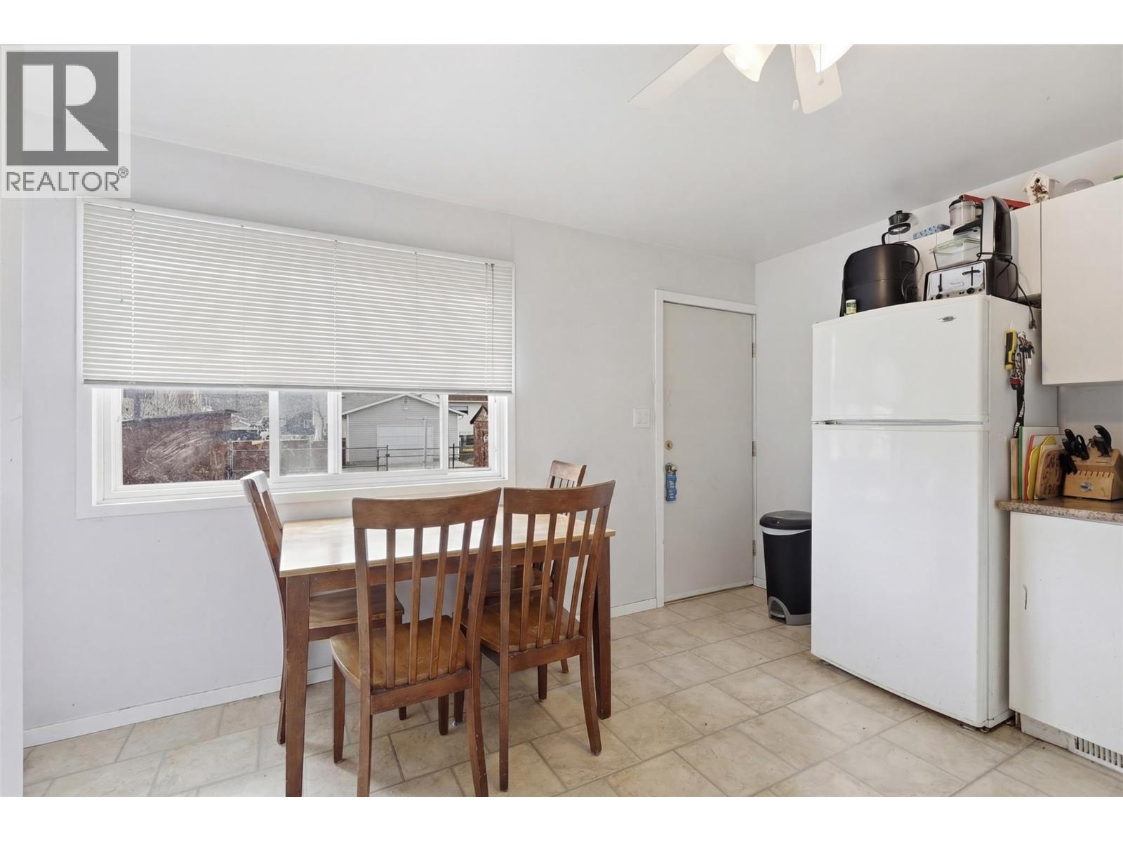 421/423 ALEXANDER AVENUE - 49