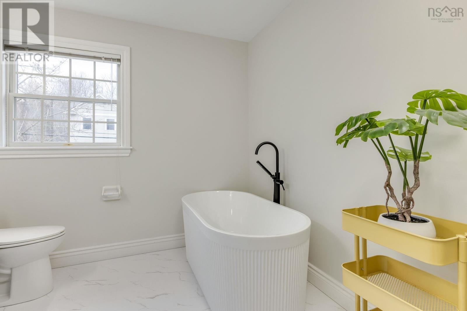 Property 23 of 48 of 47 Nottingham Street