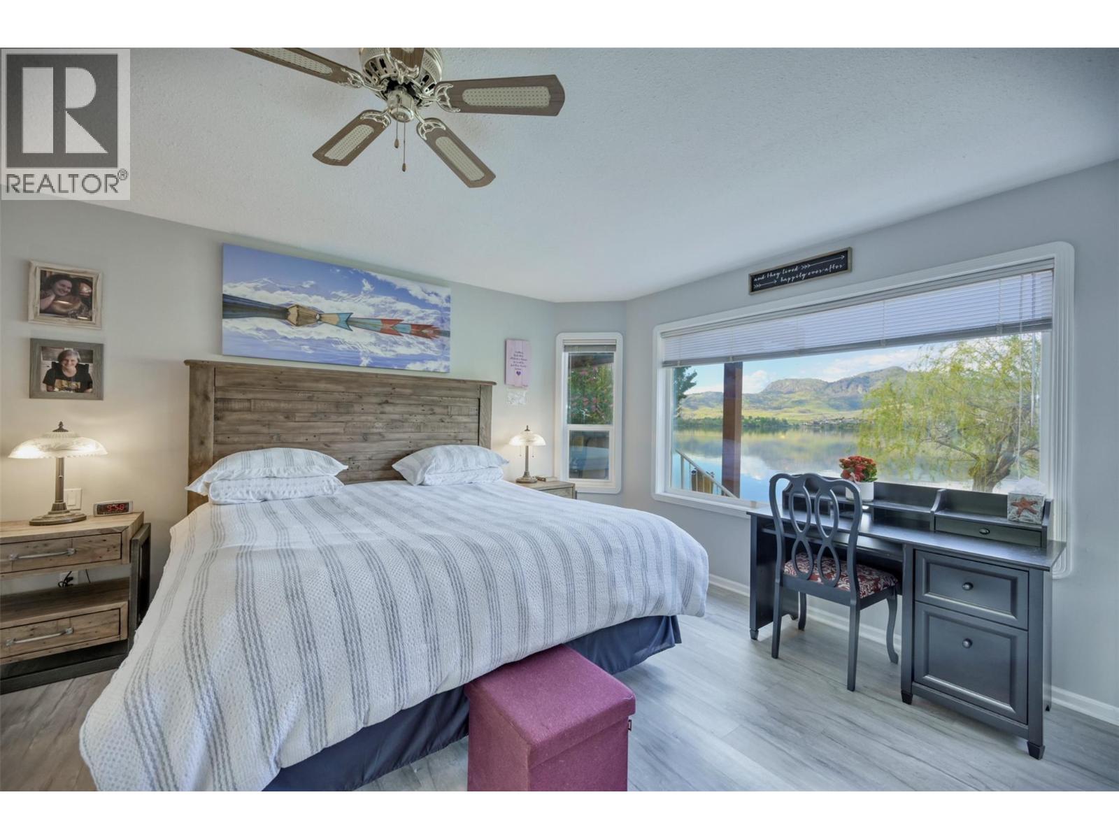 45 HARBOUR KEY Drive, Osoyoos