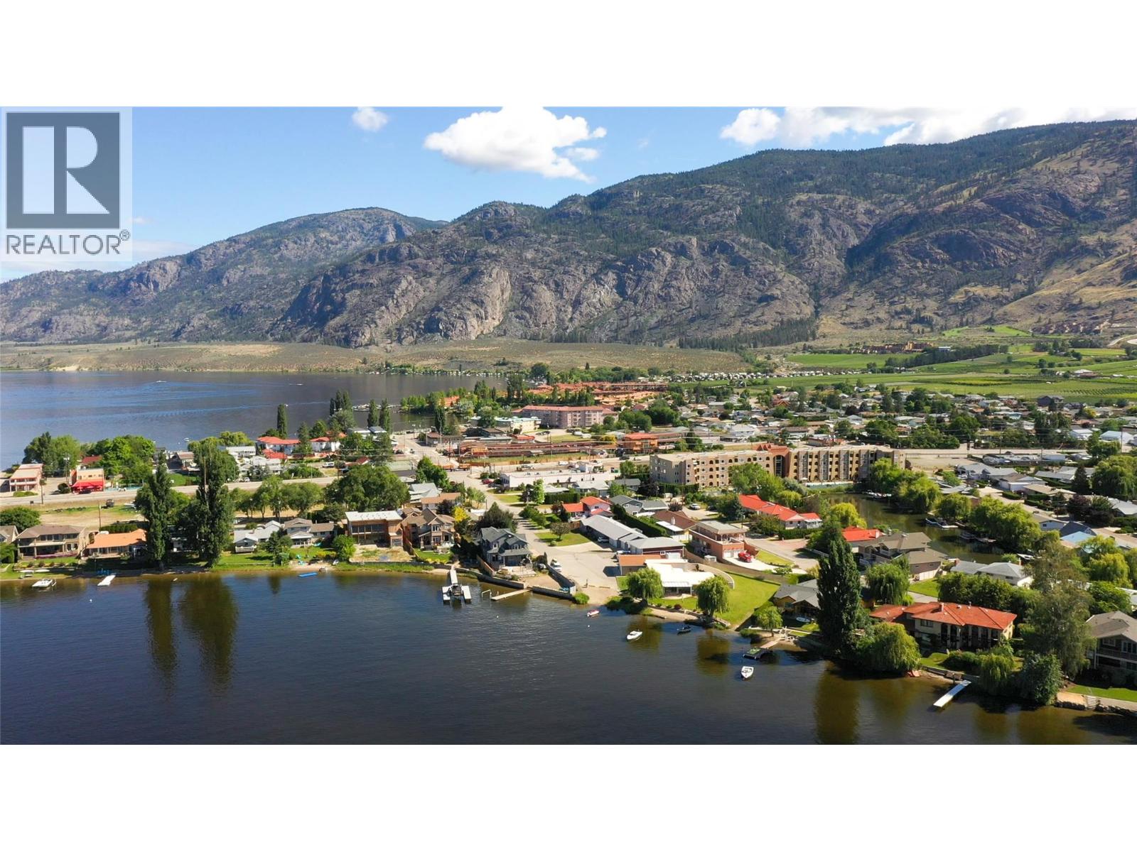 45 HARBOUR KEY Drive, Osoyoos