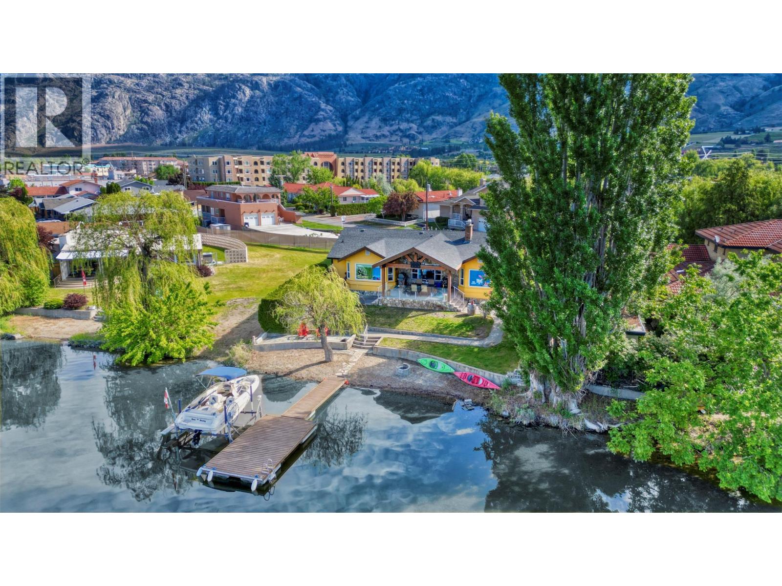 45 HARBOUR KEY Drive, Osoyoos
