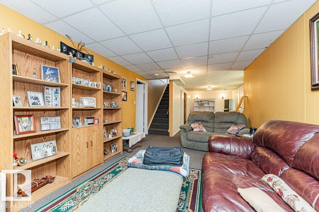 11516 145 AV NW, Edmonton