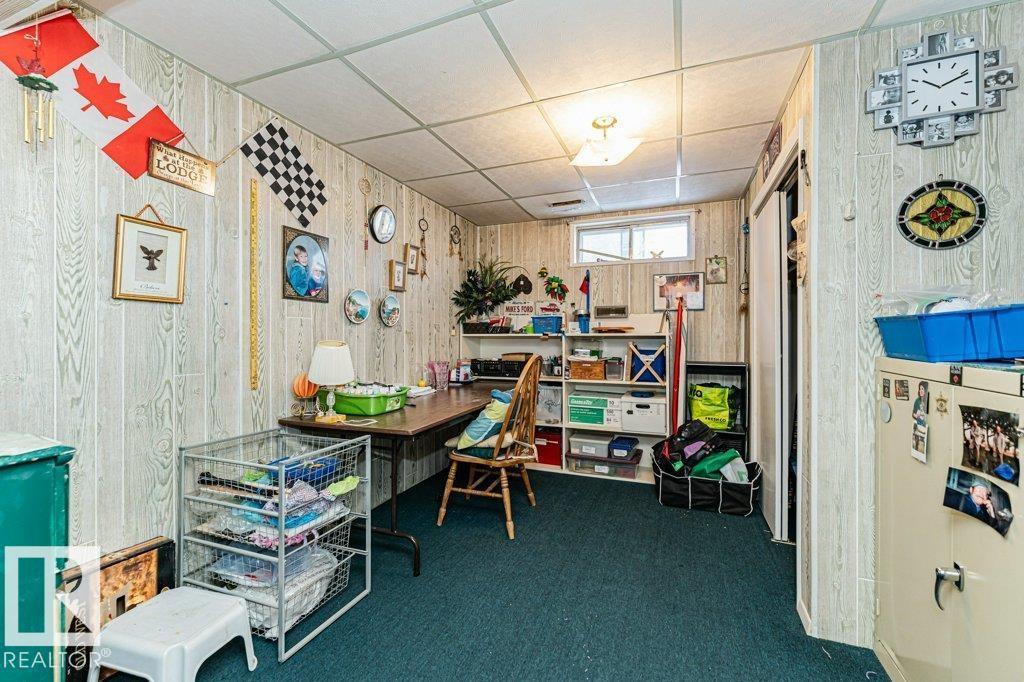 11516 145 AV NW, Edmonton