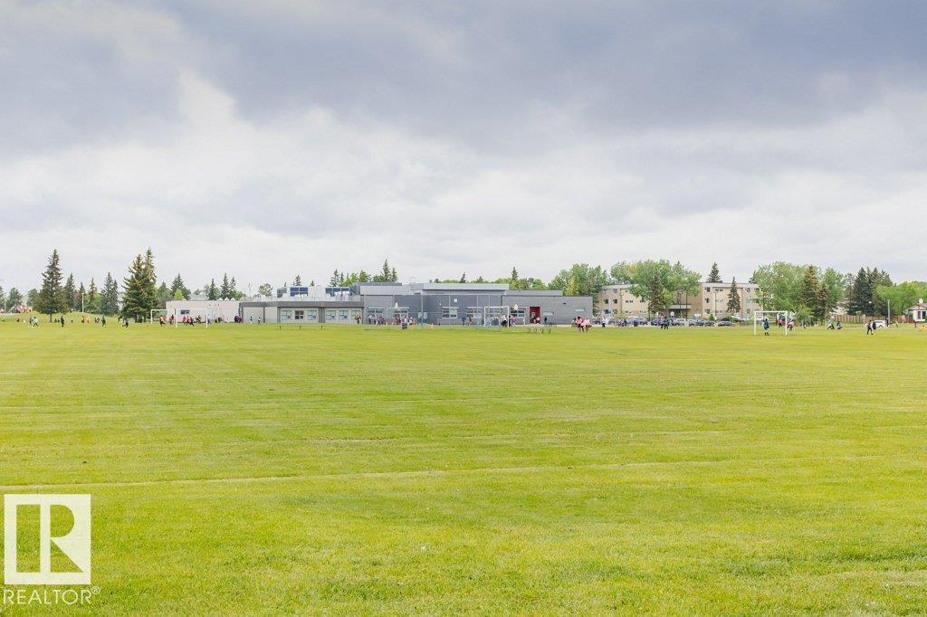 11516 145 AV NW, Edmonton