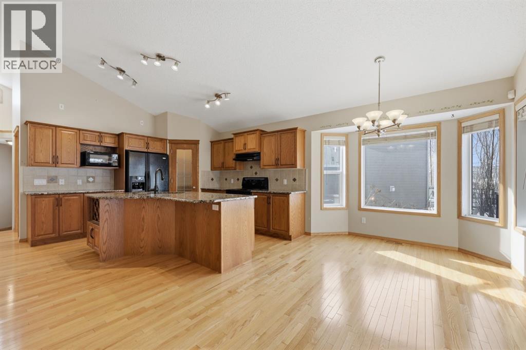 Single Family House Bungalow for Sale in  Kincora View NW Kincora Calgary 