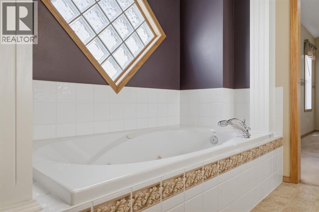 Single Family House Bungalow for Sale in  Kincora View NW Kincora Calgary 