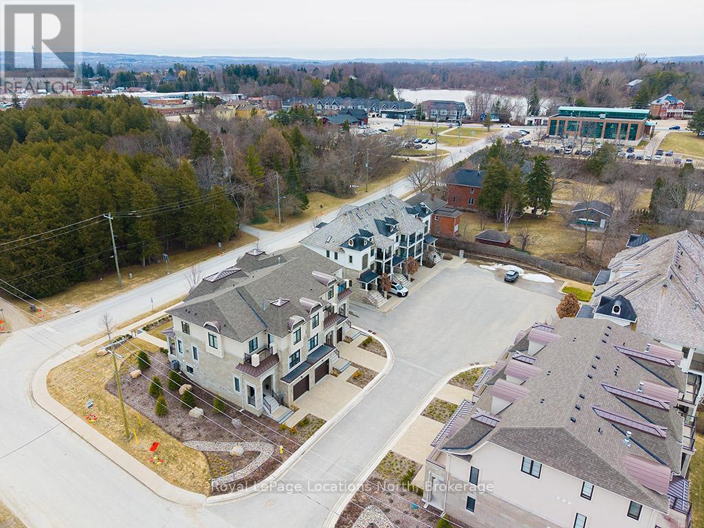 13 unit enclave off Bay