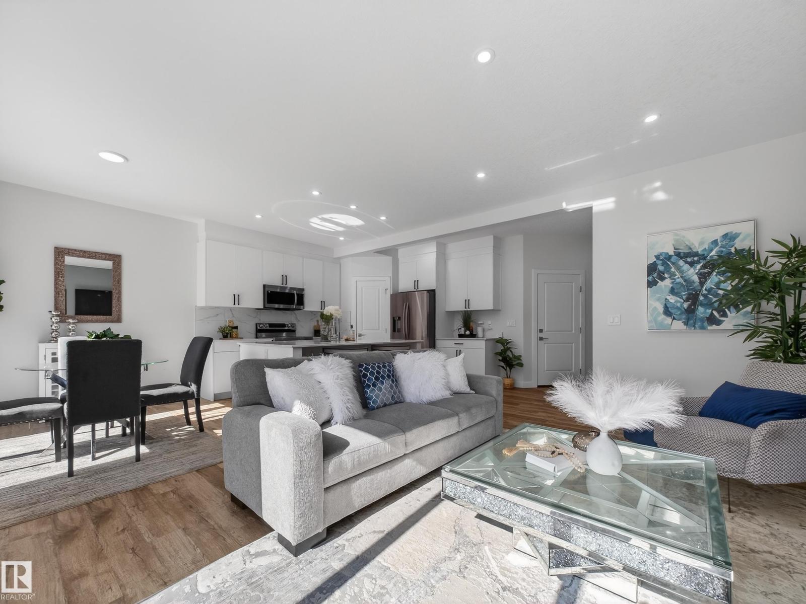 5546 KOOTOOK RD SW, Edmonton