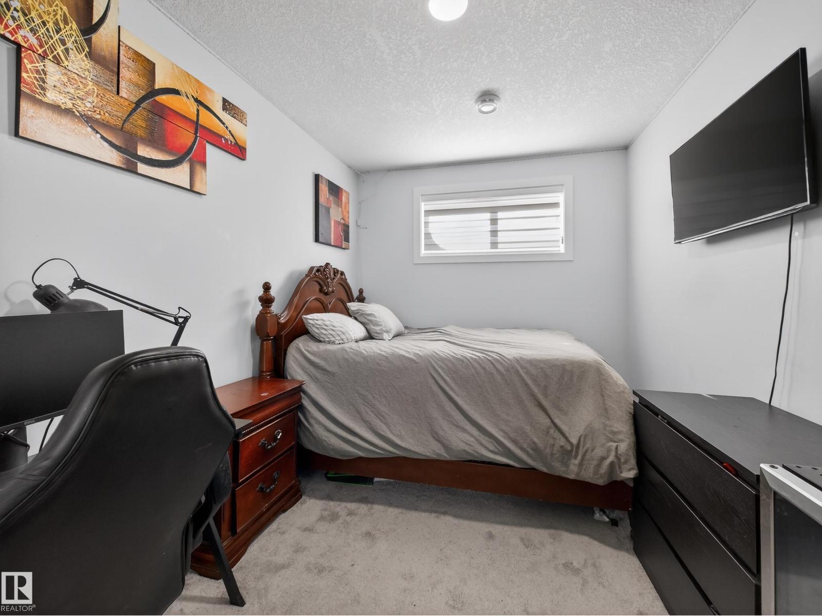 5546 KOOTOOK RD SW, Edmonton