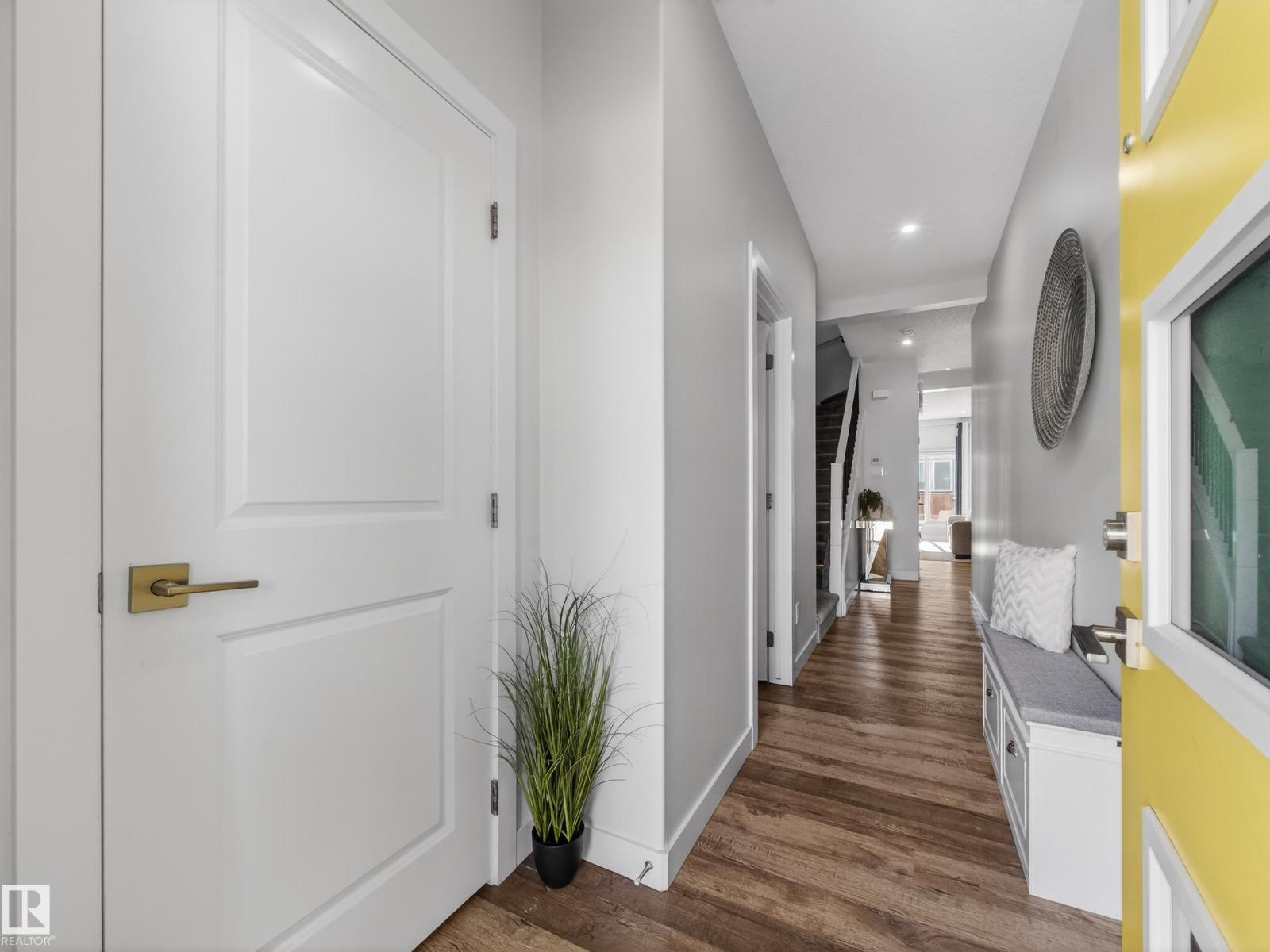 5546 KOOTOOK RD SW, Edmonton