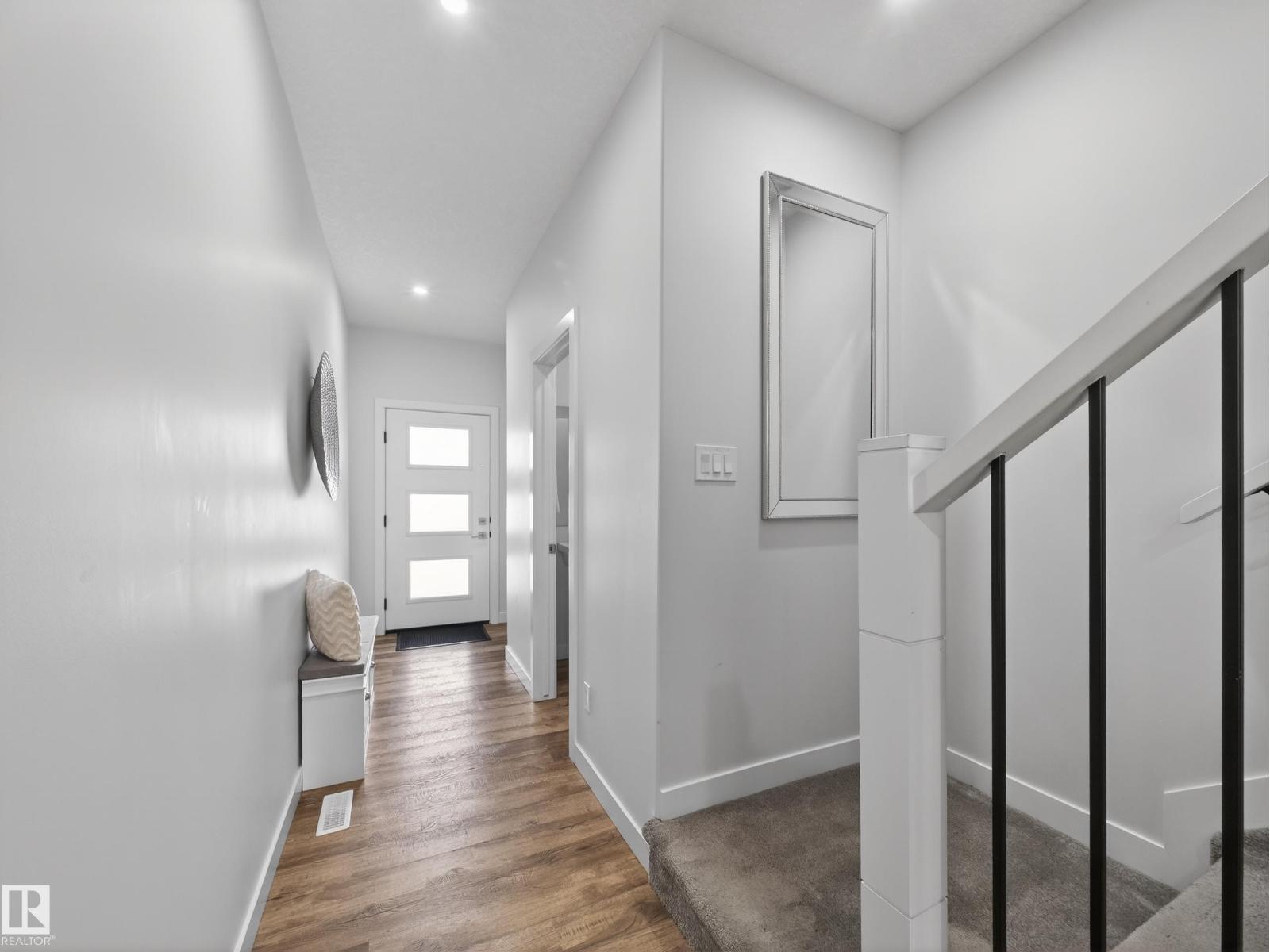 5546 KOOTOOK RD SW, Edmonton