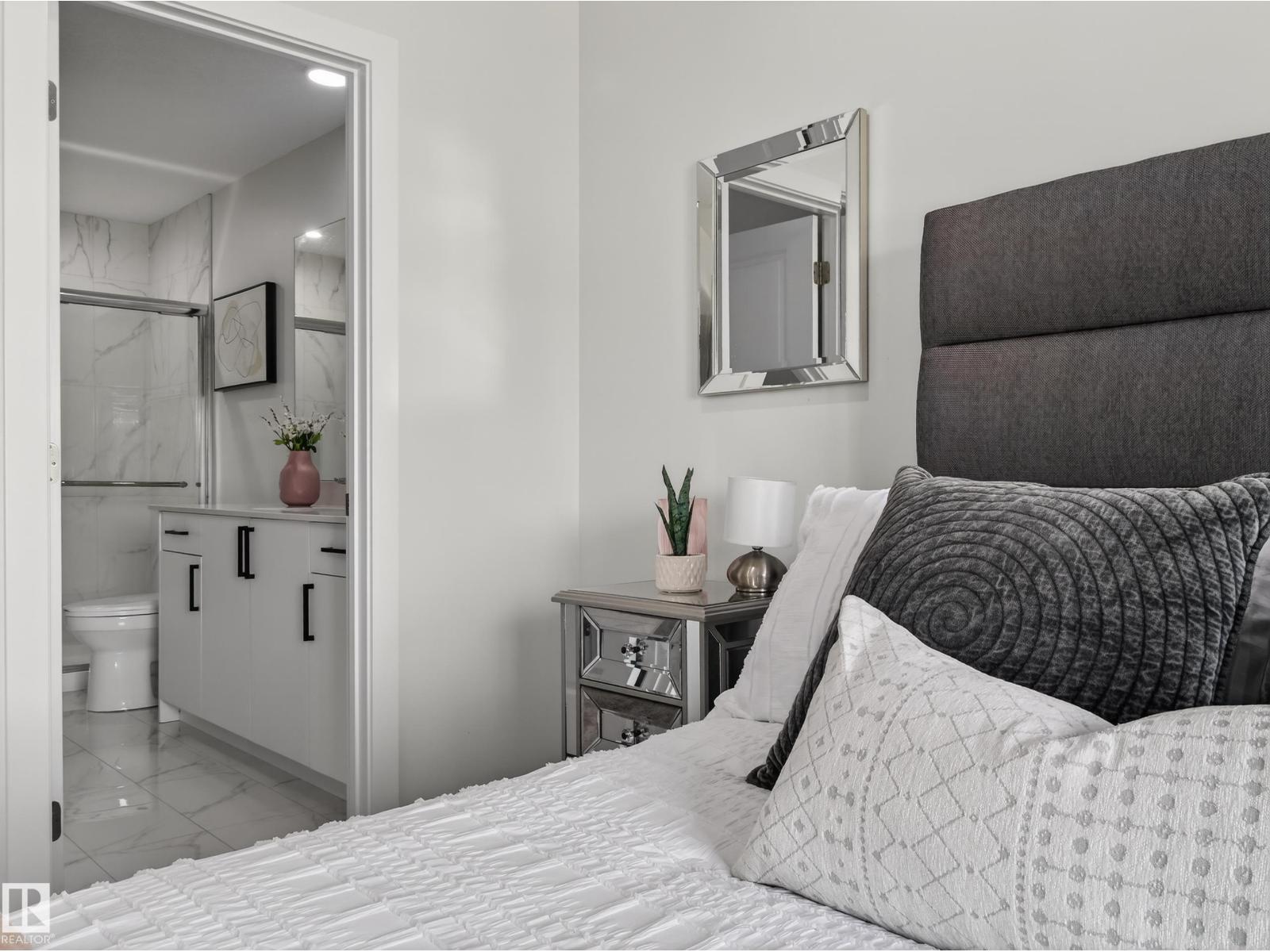 5546 KOOTOOK RD SW, Edmonton