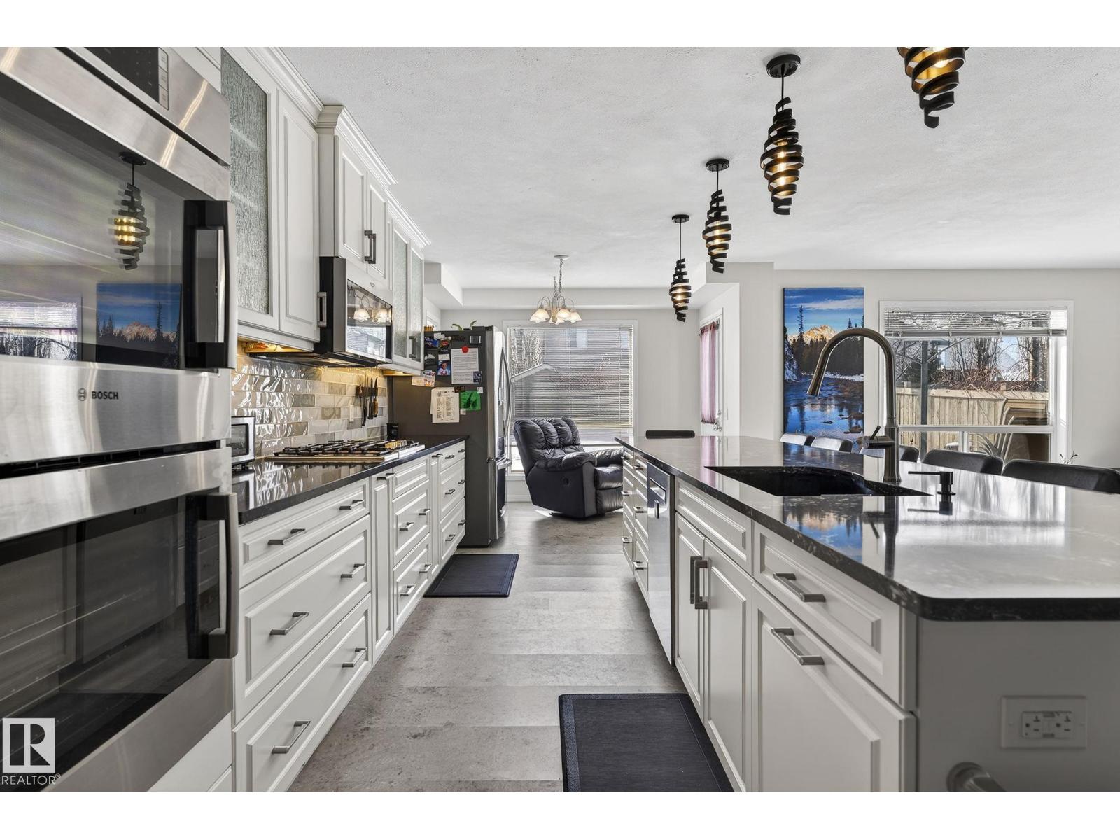 19 Escada CL, St. Albert