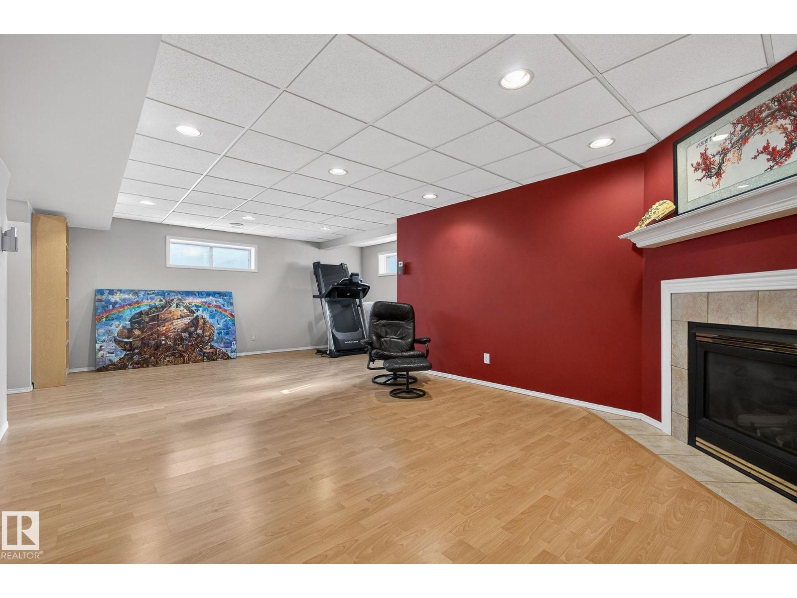 19 Escada CL, St. Albert