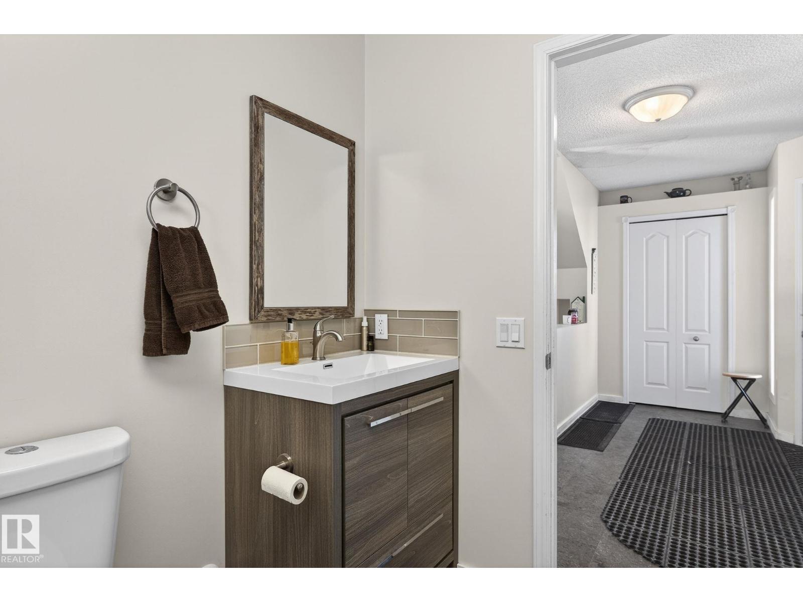 19 Escada CL, St. Albert