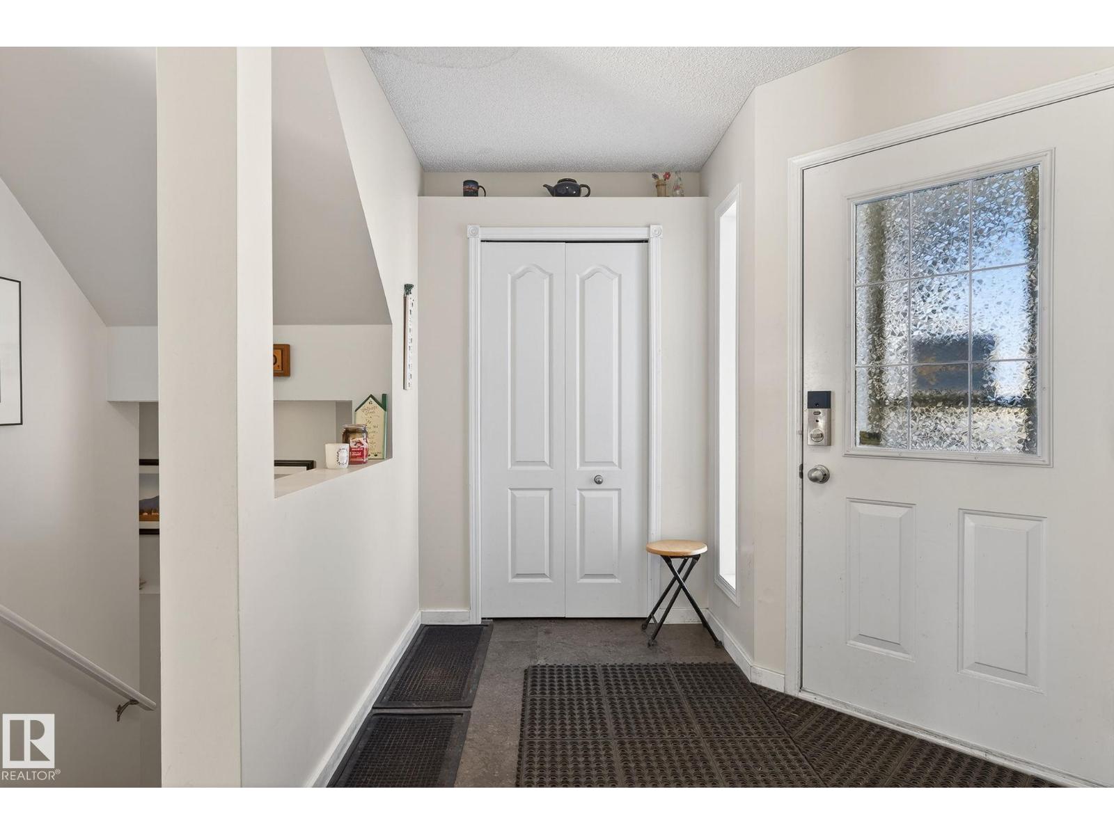 19 Escada CL, St. Albert