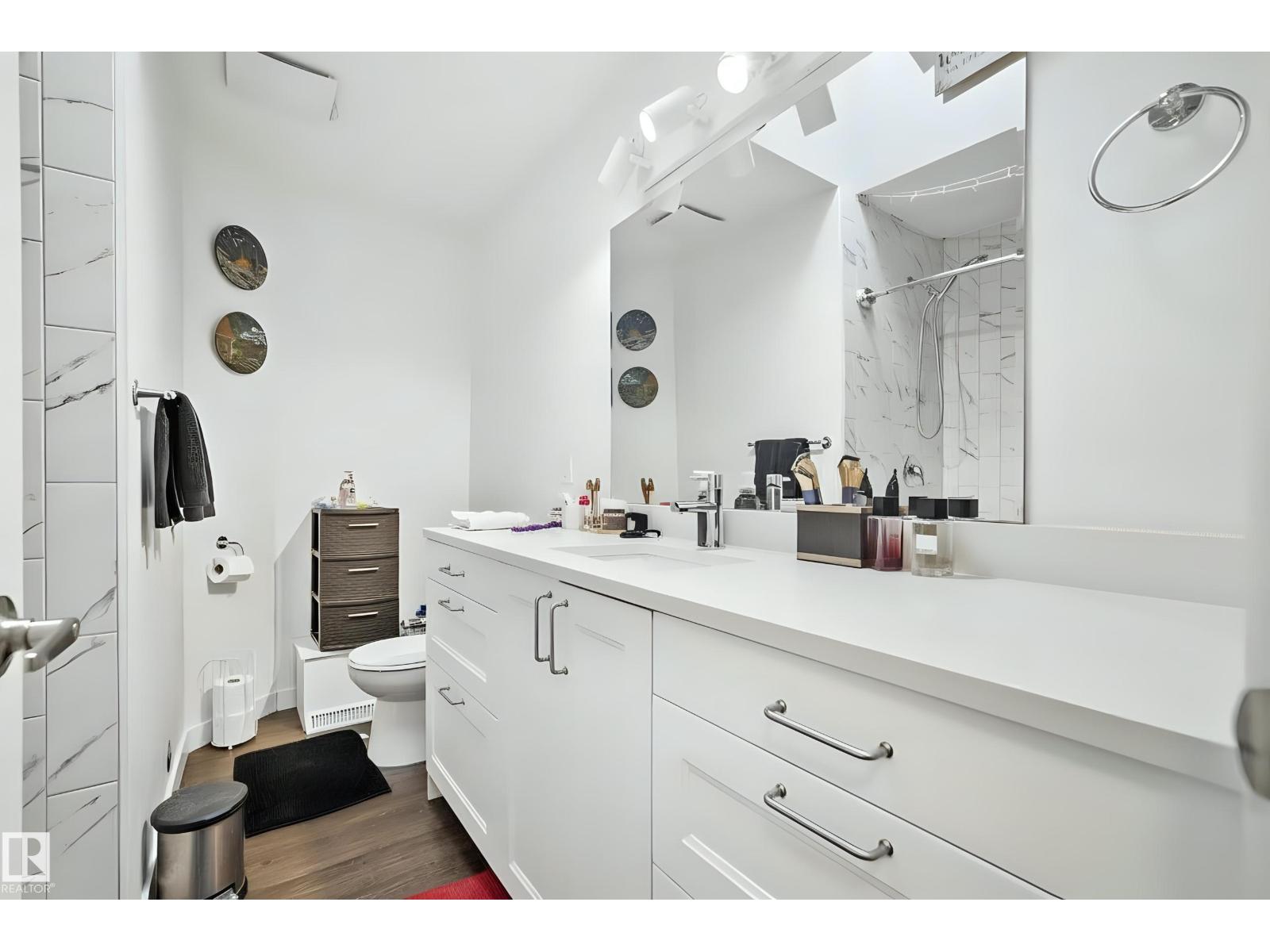 9043 52 ST NW, Edmonton