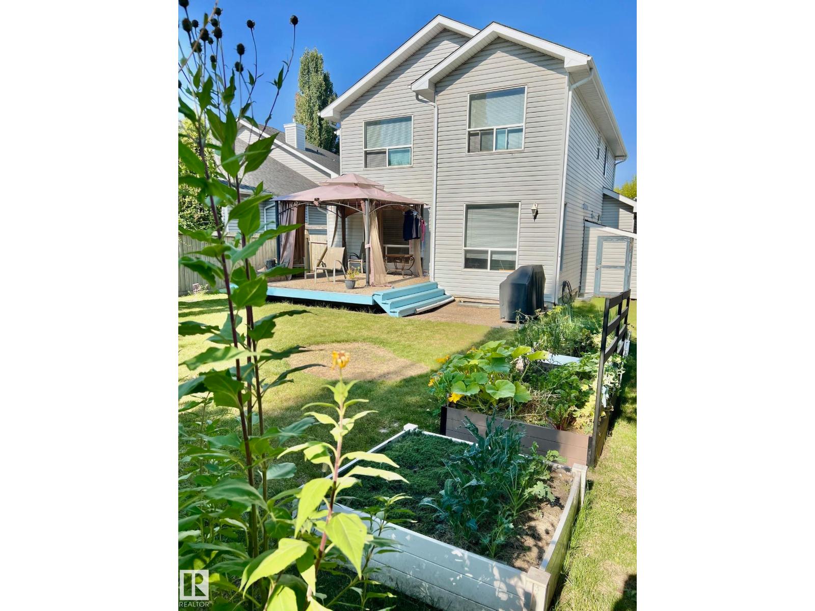 19 Escada CL, St. Albert