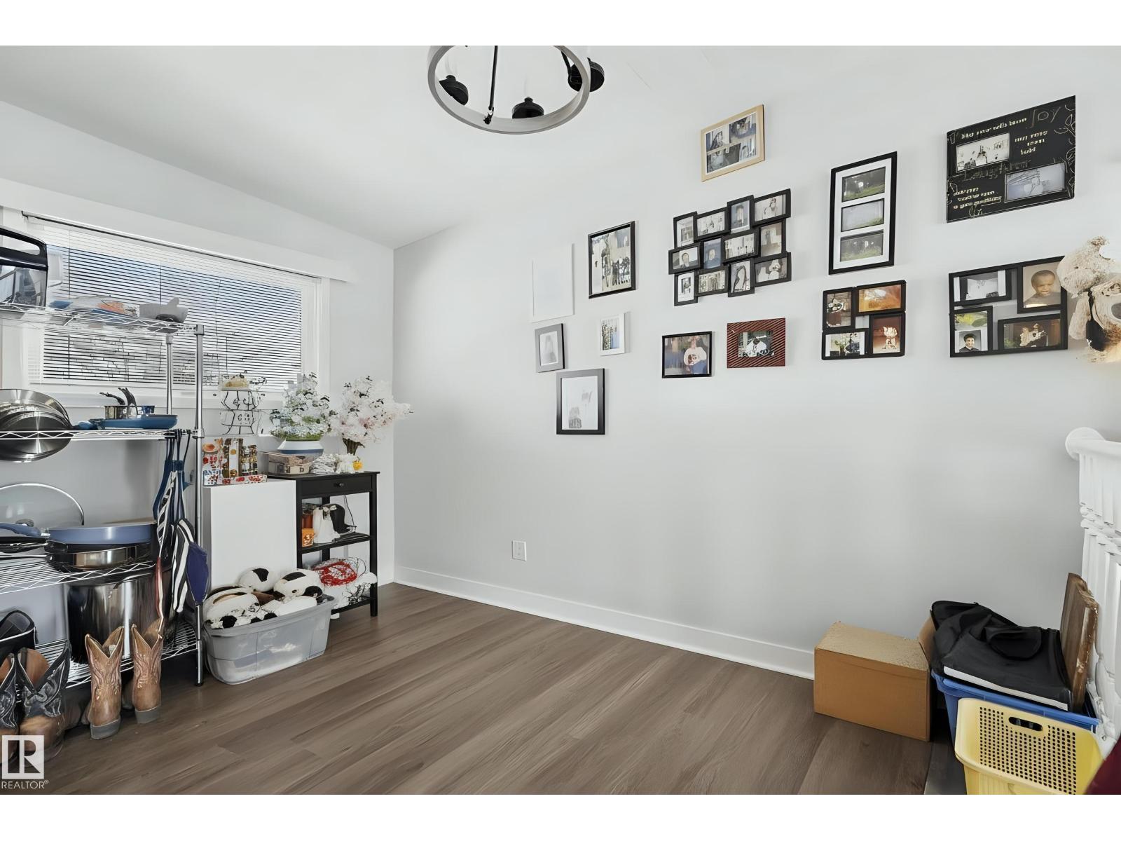 9043 52 ST NW, Edmonton