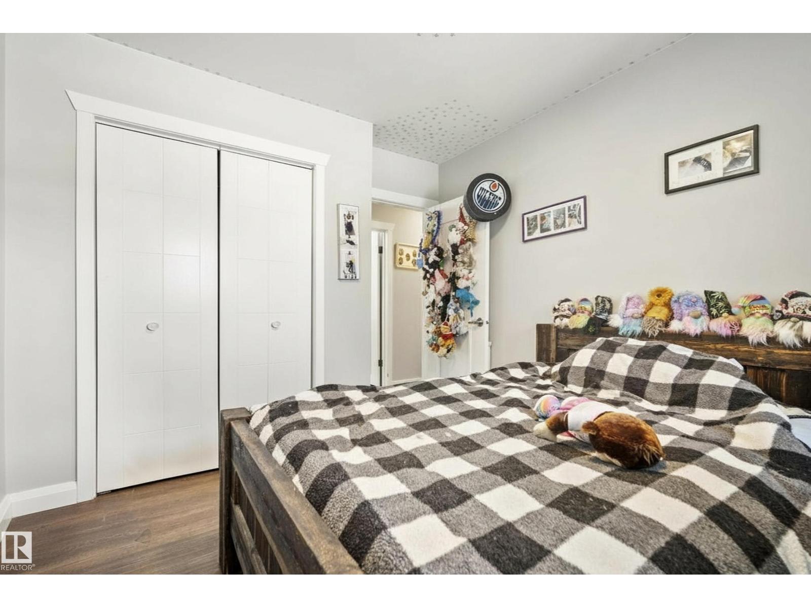 9043 52 ST NW, Edmonton