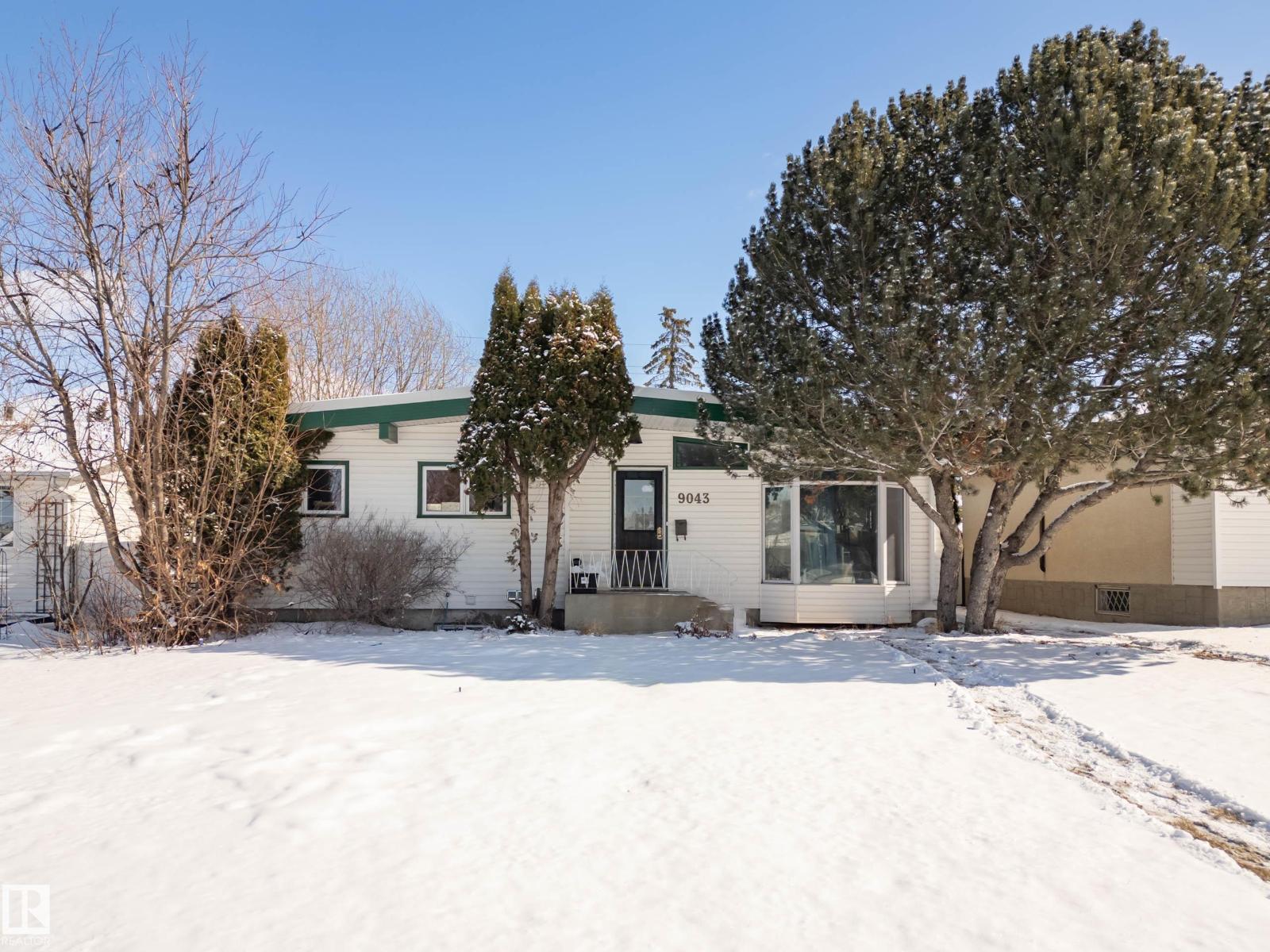 9043 52 ST NW, Edmonton