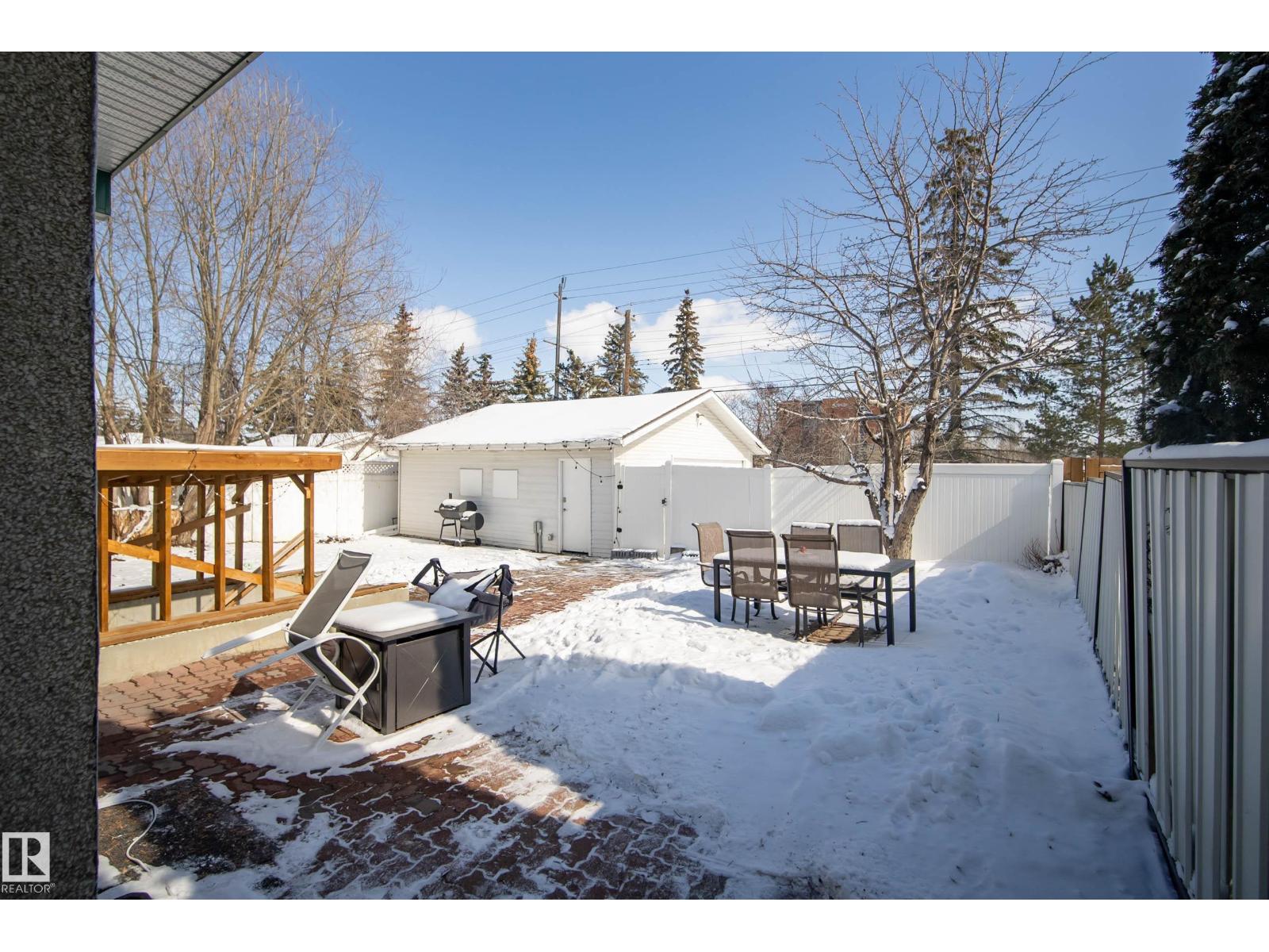 9043 52 ST NW, Edmonton