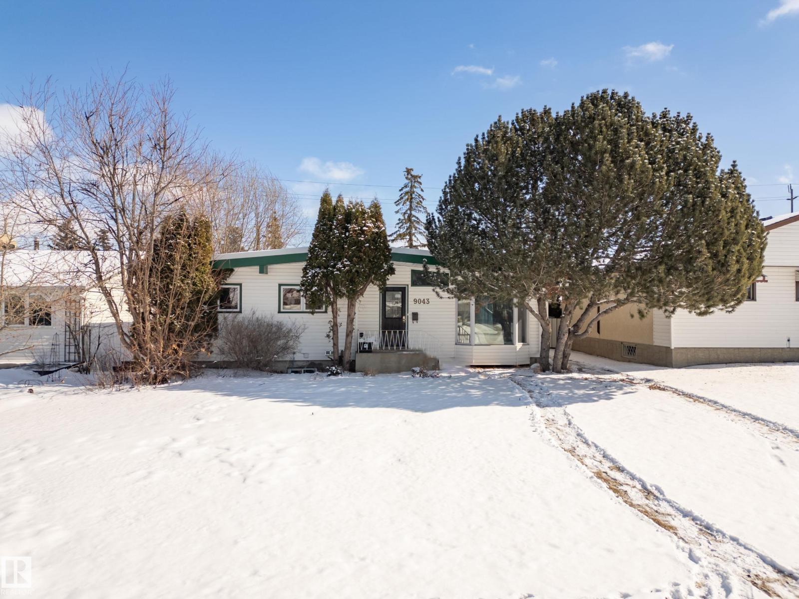 9043 52 ST NW, Edmonton