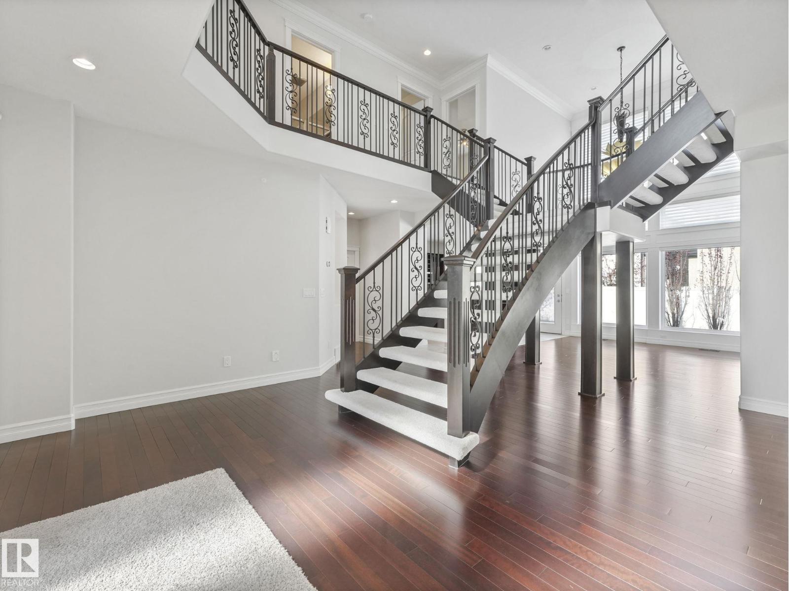 7128 169 AV NW, Edmonton