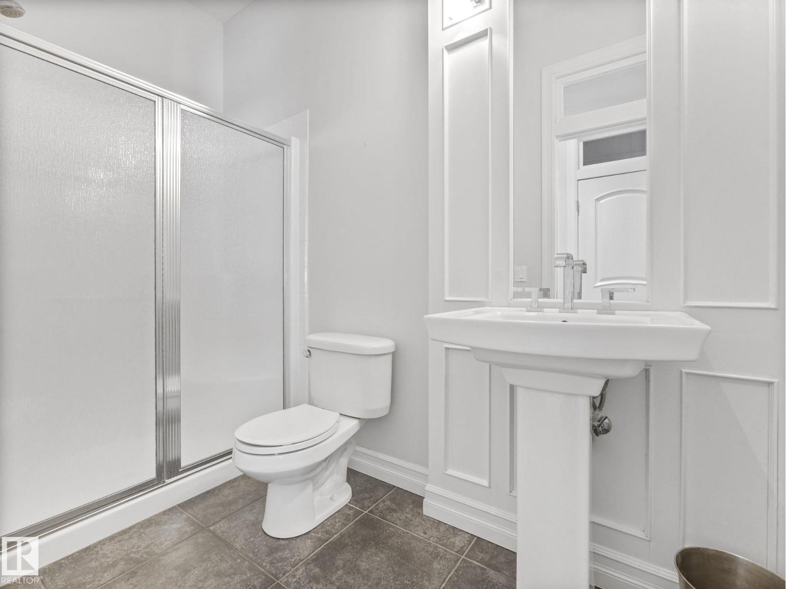 7128 169 AV NW, Edmonton