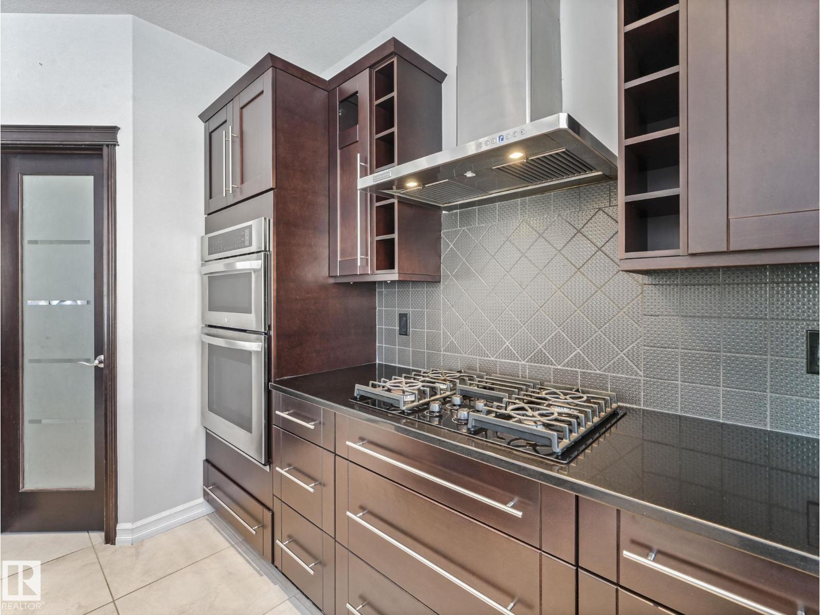 7128 169 AV NW, Edmonton