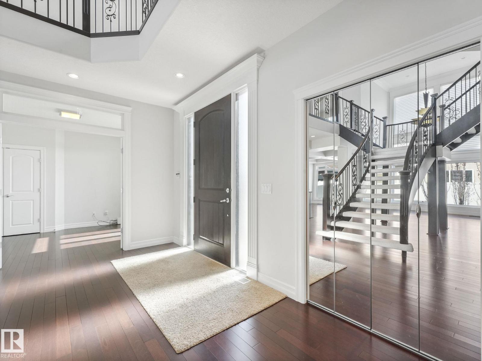 7128 169 AV NW, Edmonton