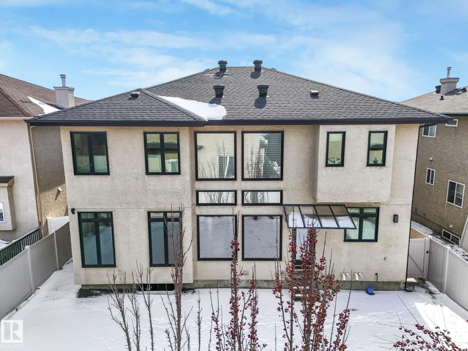 7128 169 AV NW, Edmonton