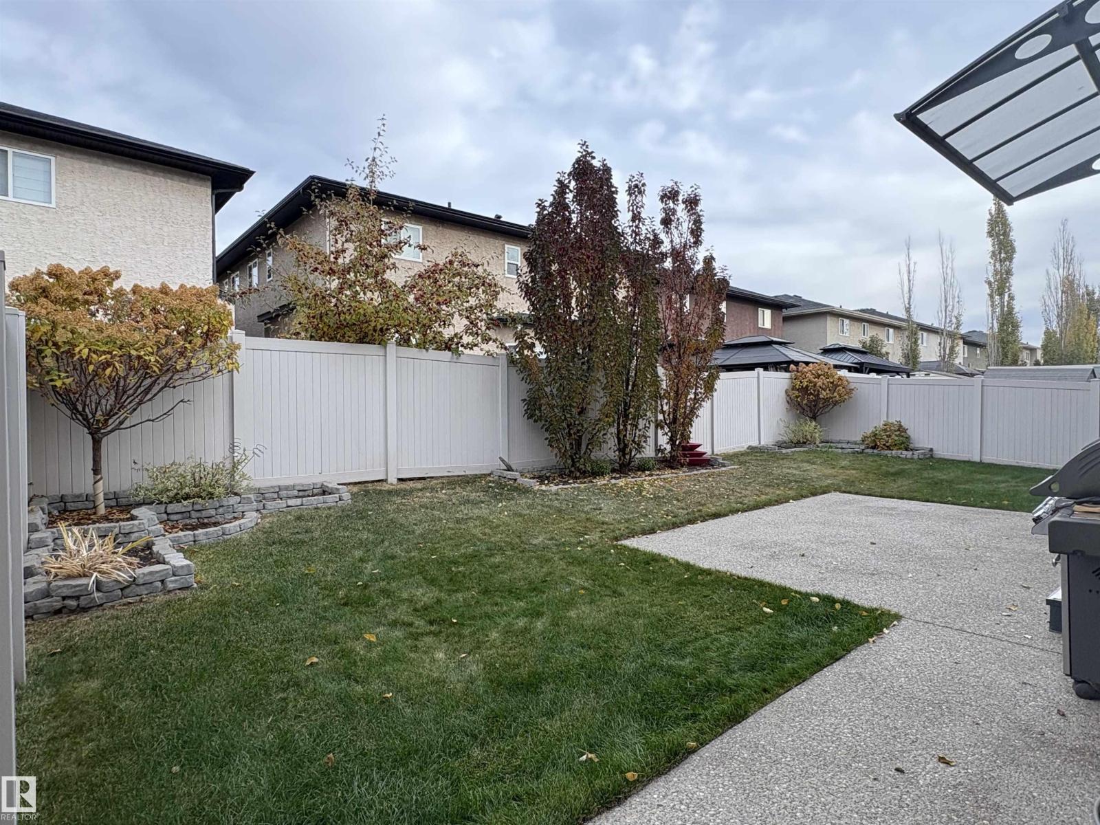 7128 169 AV NW, Edmonton