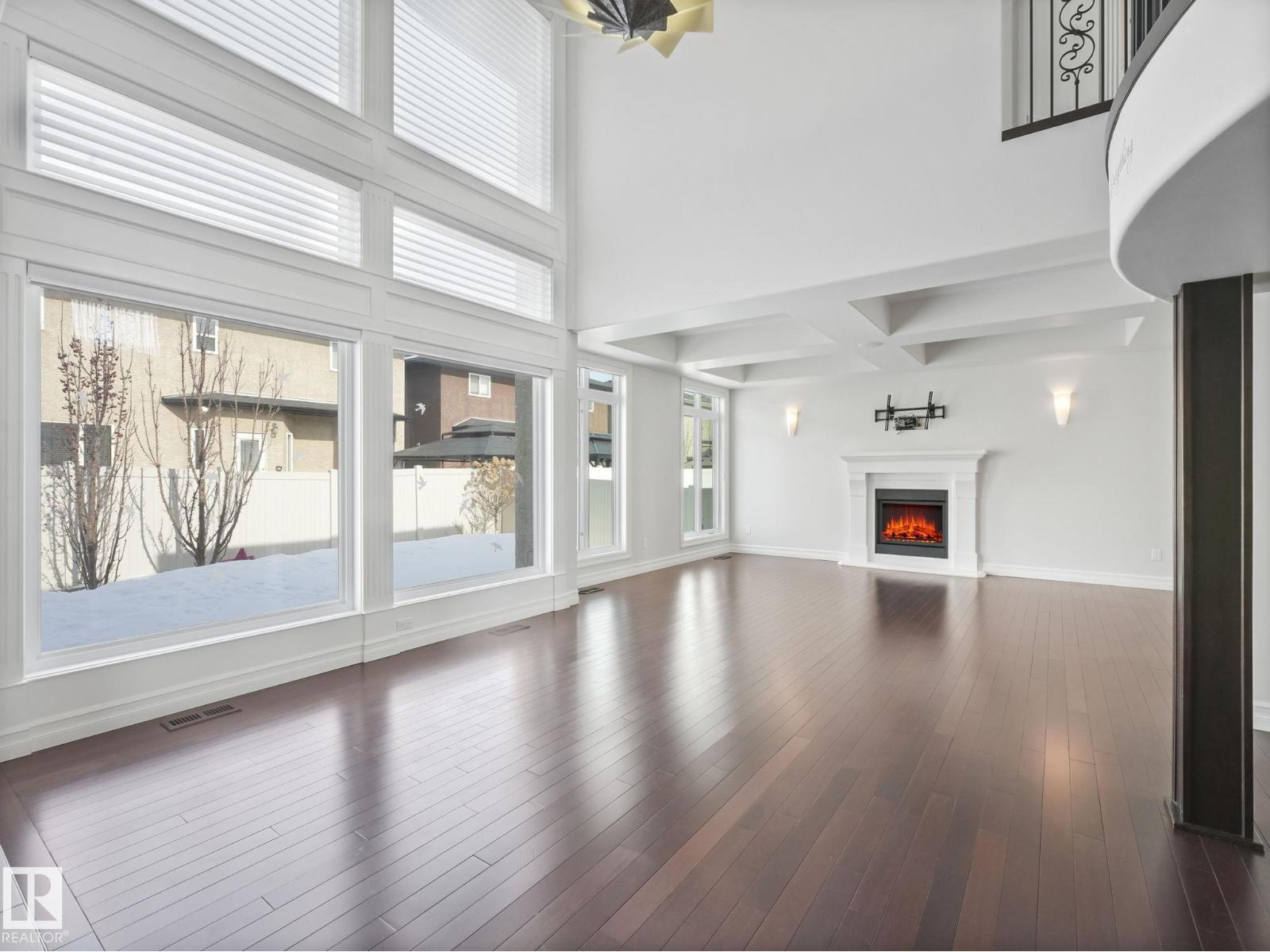 7128 169 AV NW, Edmonton