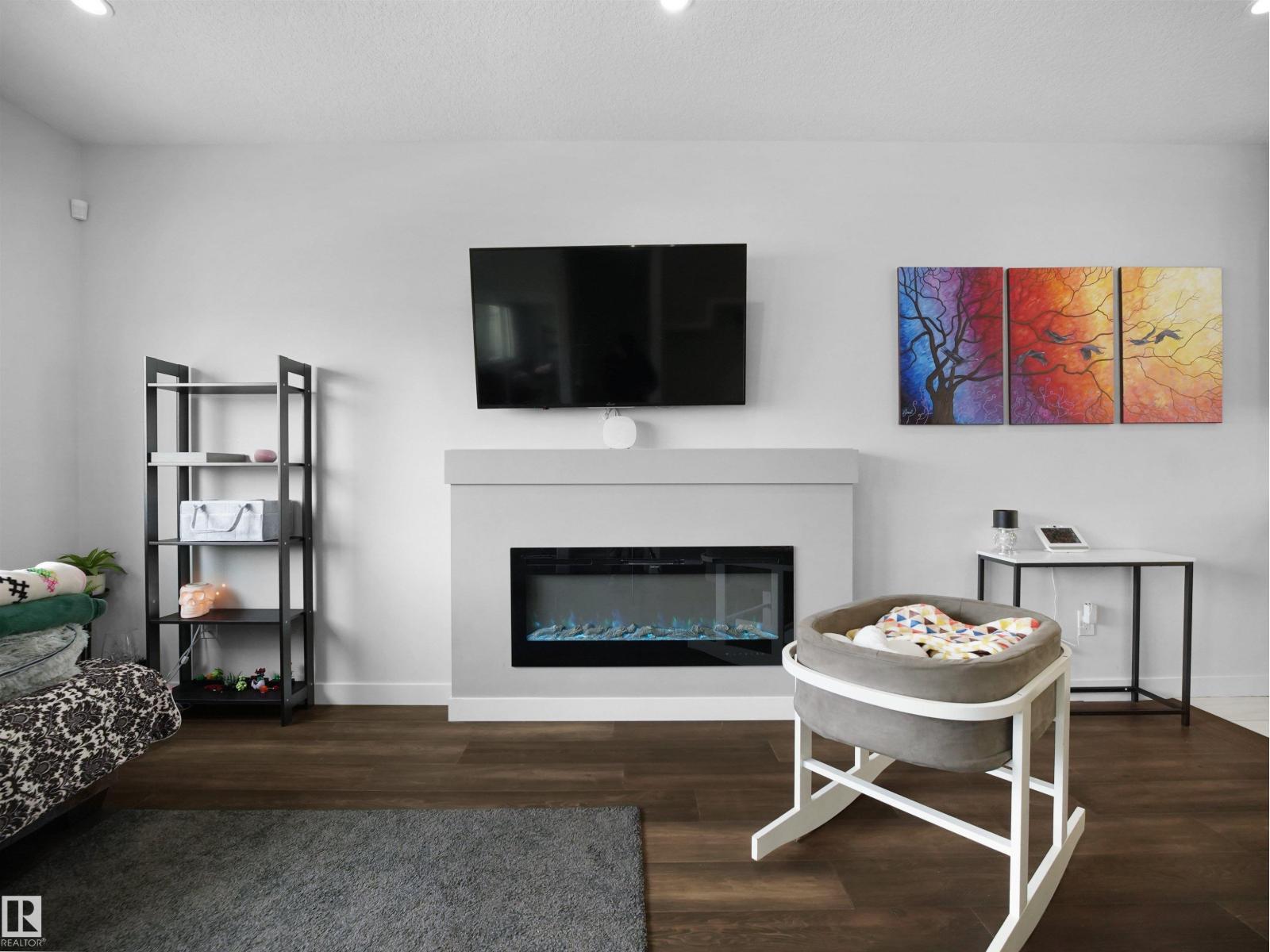 #55 2803 14 AV NW NW, Edmonton