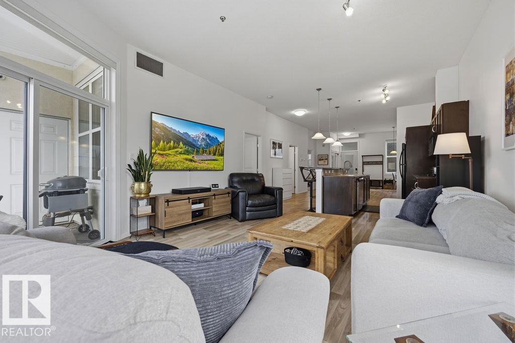 #401 10147 112 ST NW, Edmonton