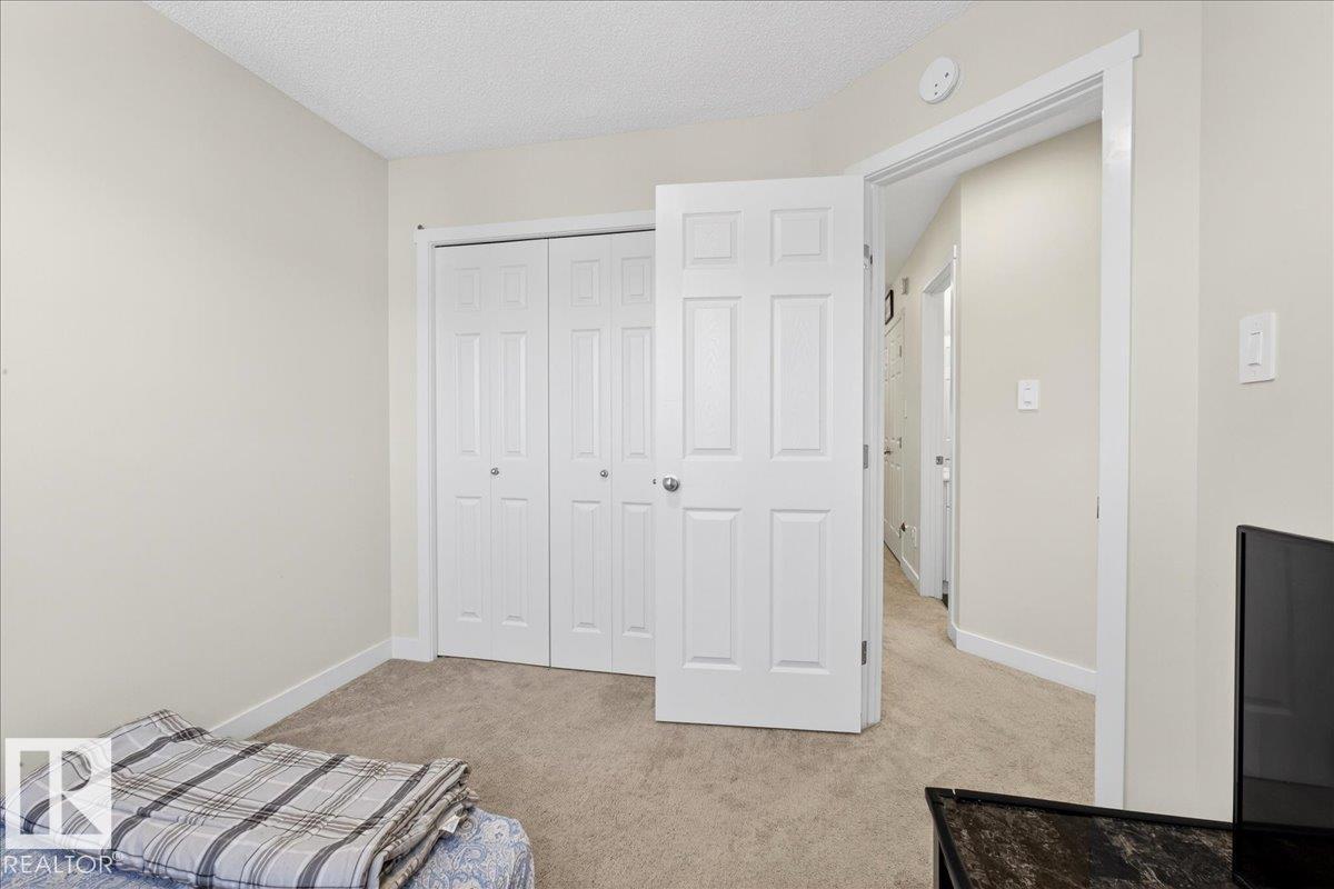 5315 22 AV SW, Edmonton