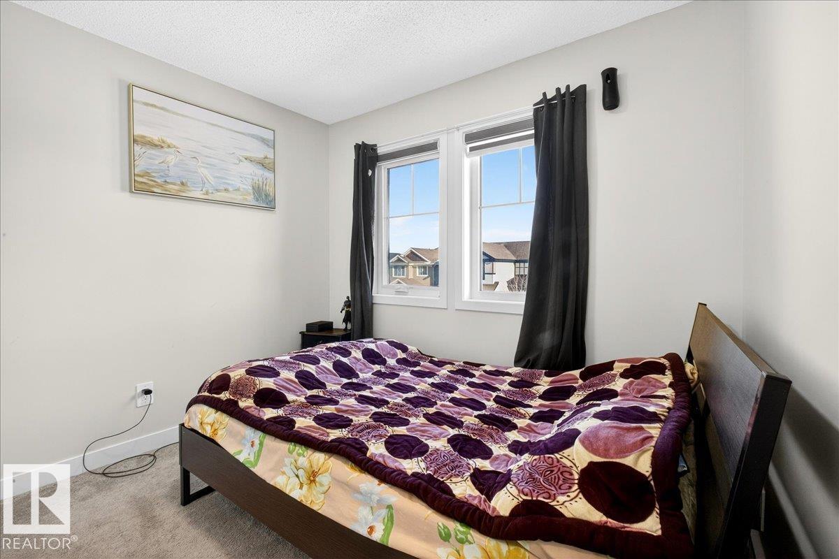 5315 22 AV SW, Edmonton