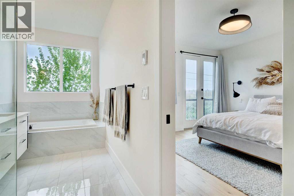 Single Family House for Sale in    Avenue SW South Calgary Calgary 