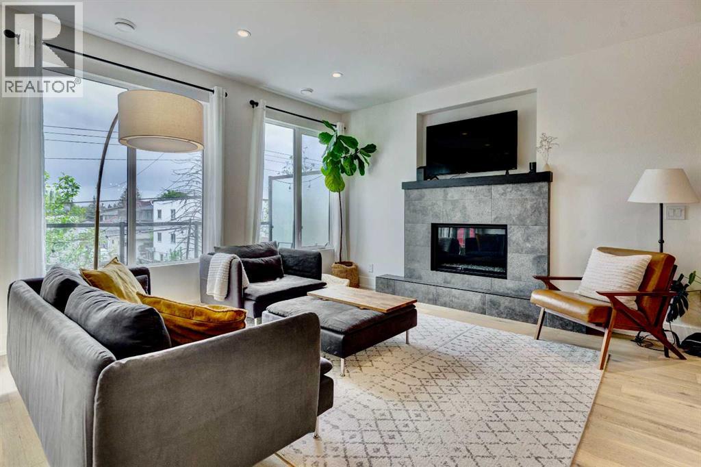 Single Family House for Sale in    Avenue SW South Calgary Calgary 