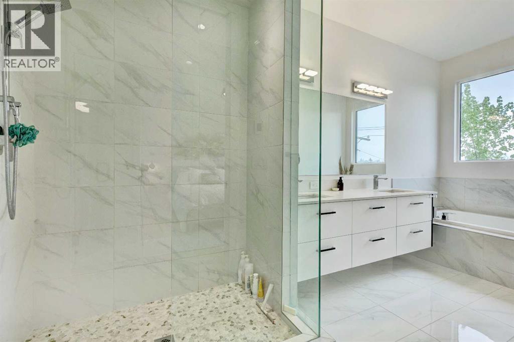 Single Family House for Sale in    Avenue SW South Calgary Calgary 