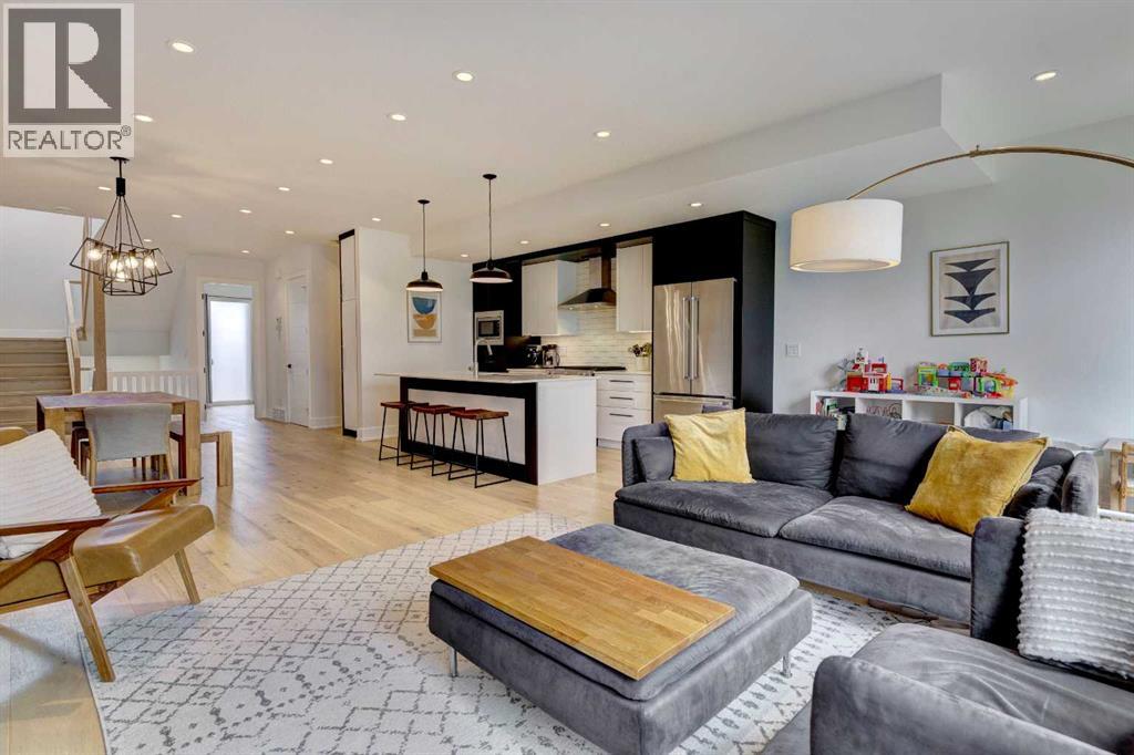 Single Family House for Sale in    Avenue SW South Calgary Calgary 