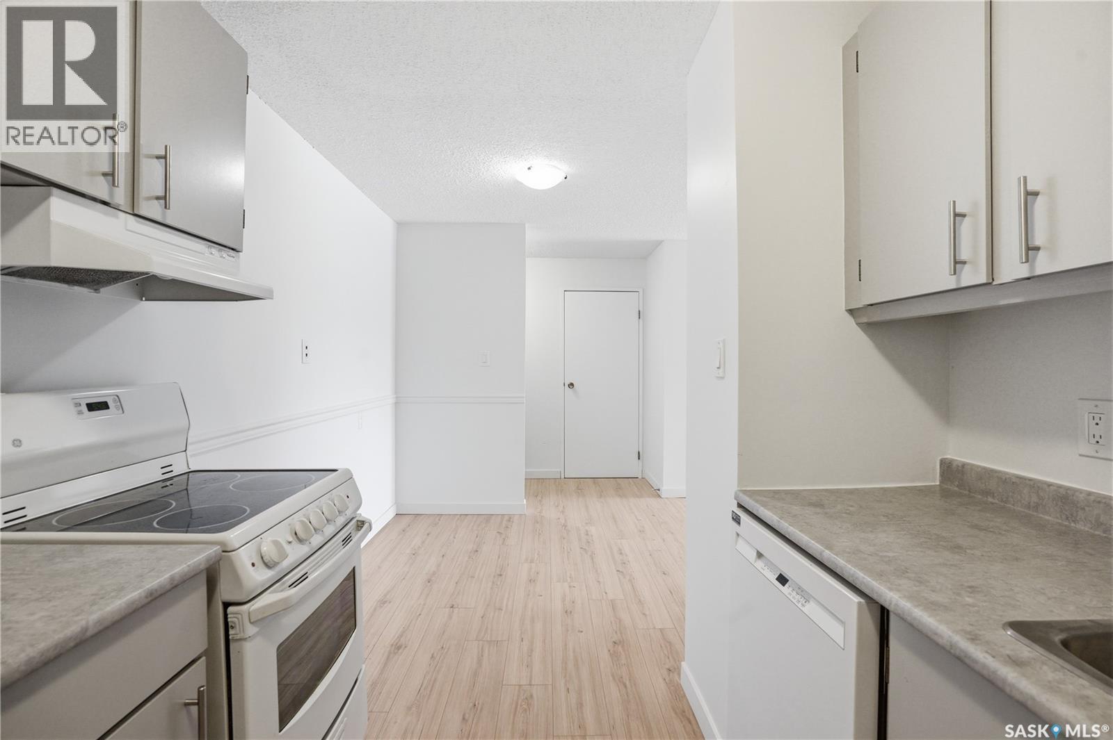 Single Family House Low rise for Sale in   Tait COURT Saskatoon 