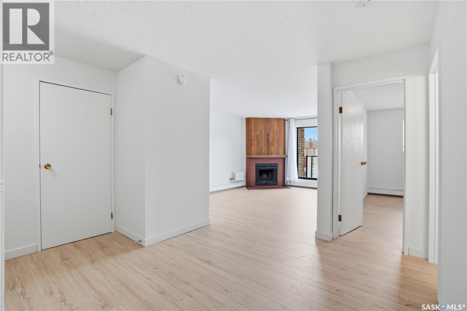 Single Family House Low rise for Sale in   Tait COURT Saskatoon 