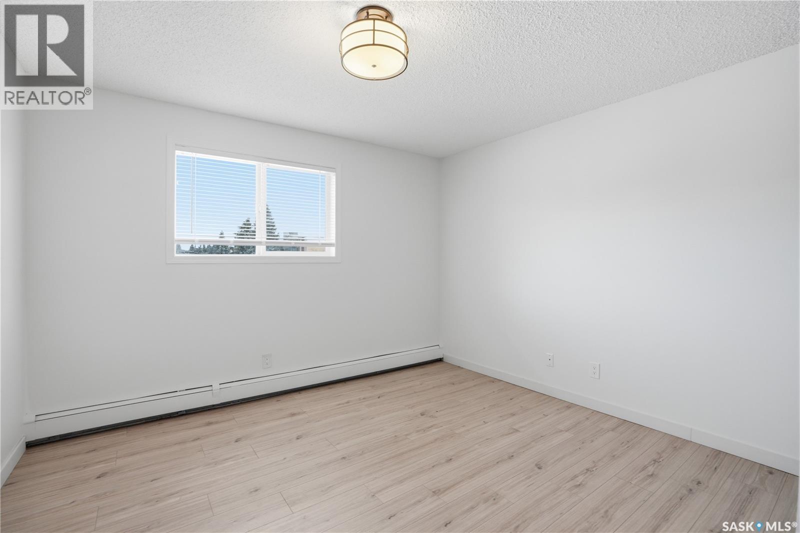 Single Family House Low rise for Sale in   Tait COURT Saskatoon 