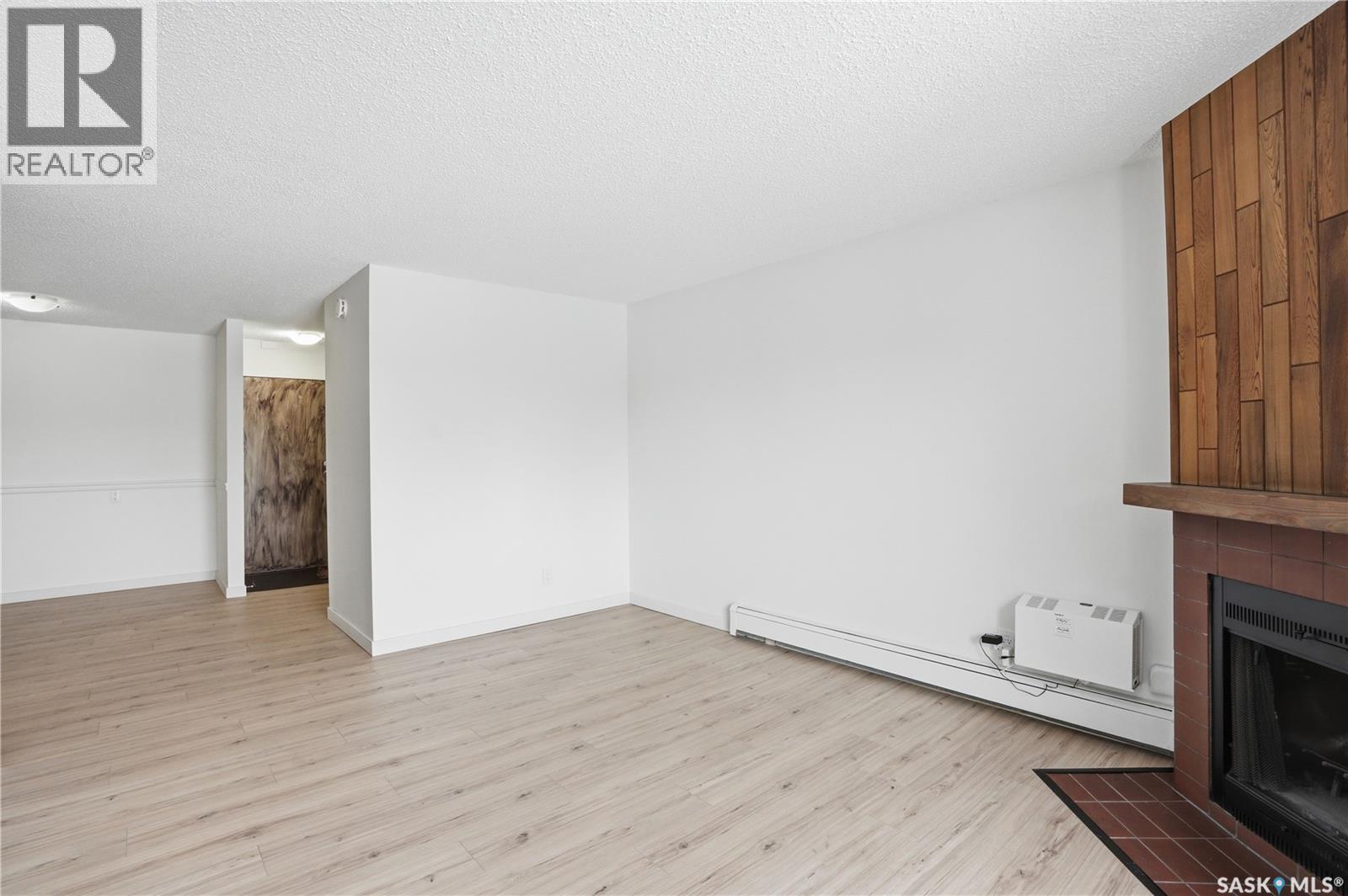 Single Family House Low rise for Sale in   Tait COURT Saskatoon 