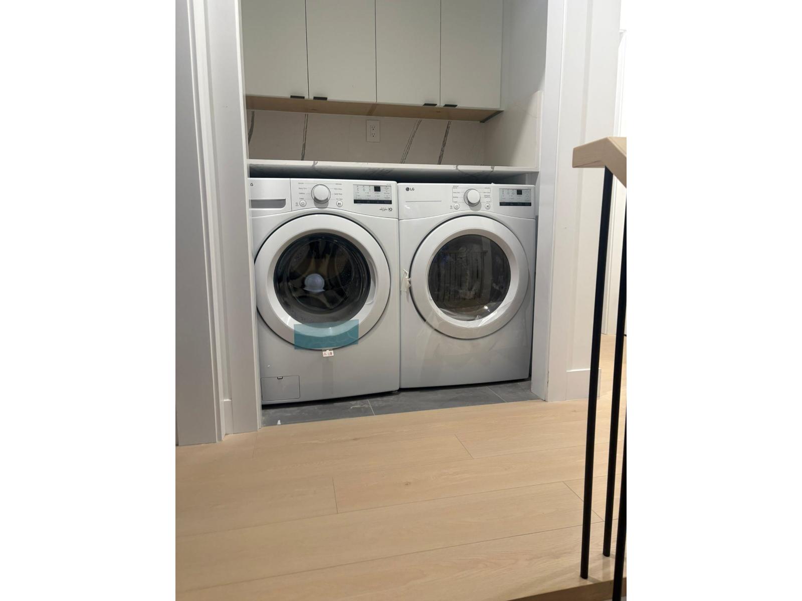 11663 89A AVENUE, Delta